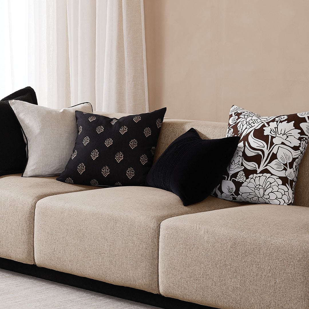 Zaab Winter 2024 Cushion.jpg