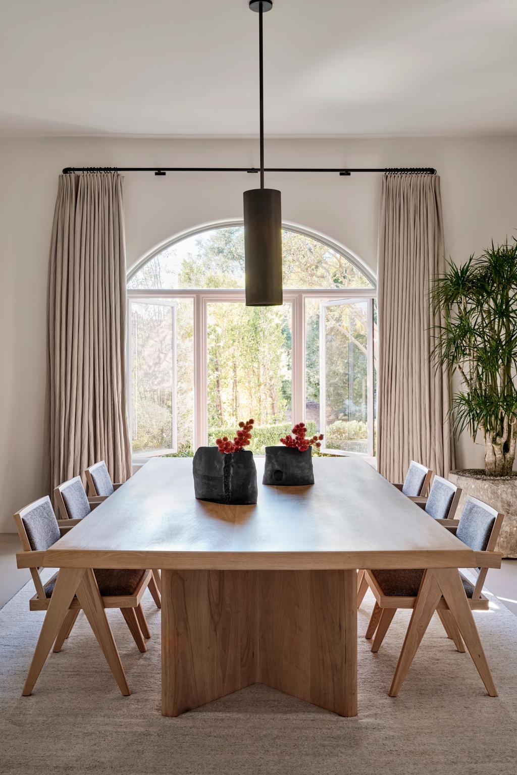 Kourtney Kardashion Calabasas Home.jpg